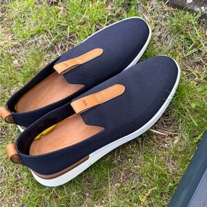 Men’s SZ11 Wolf & Shepherd Swift Knit Loafers. Gently worn.